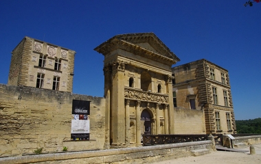 Les châteaux environnants